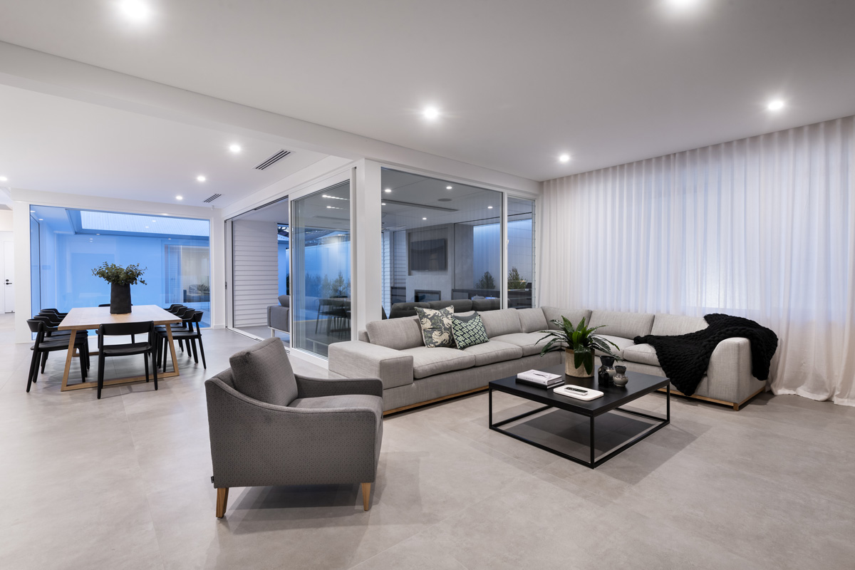 Highend, Custom Made Glass & Aluminium Avanti Glass & Aluminium